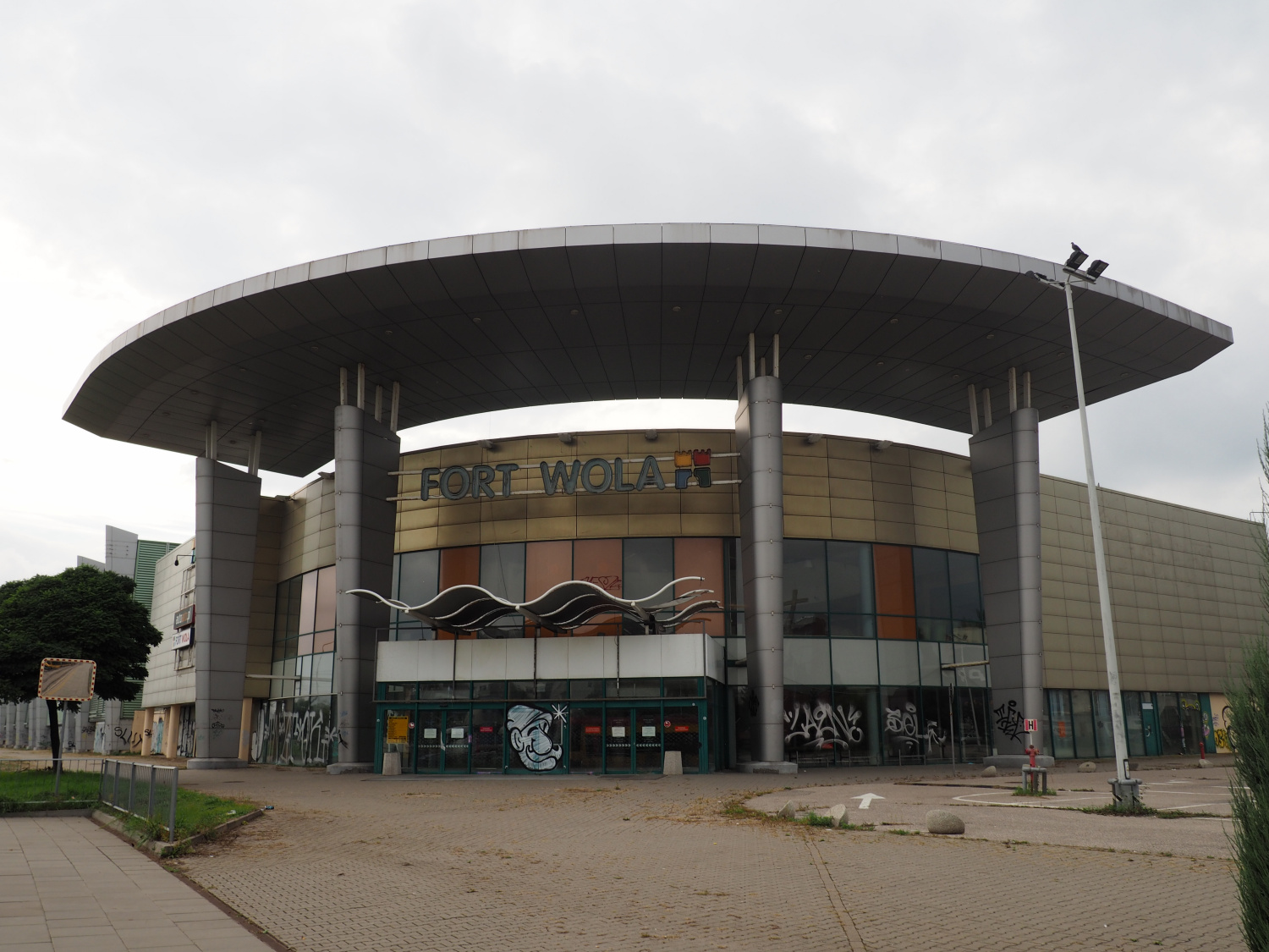 Zdjęcie architektury budynku Centrum handlowe Fort Wola